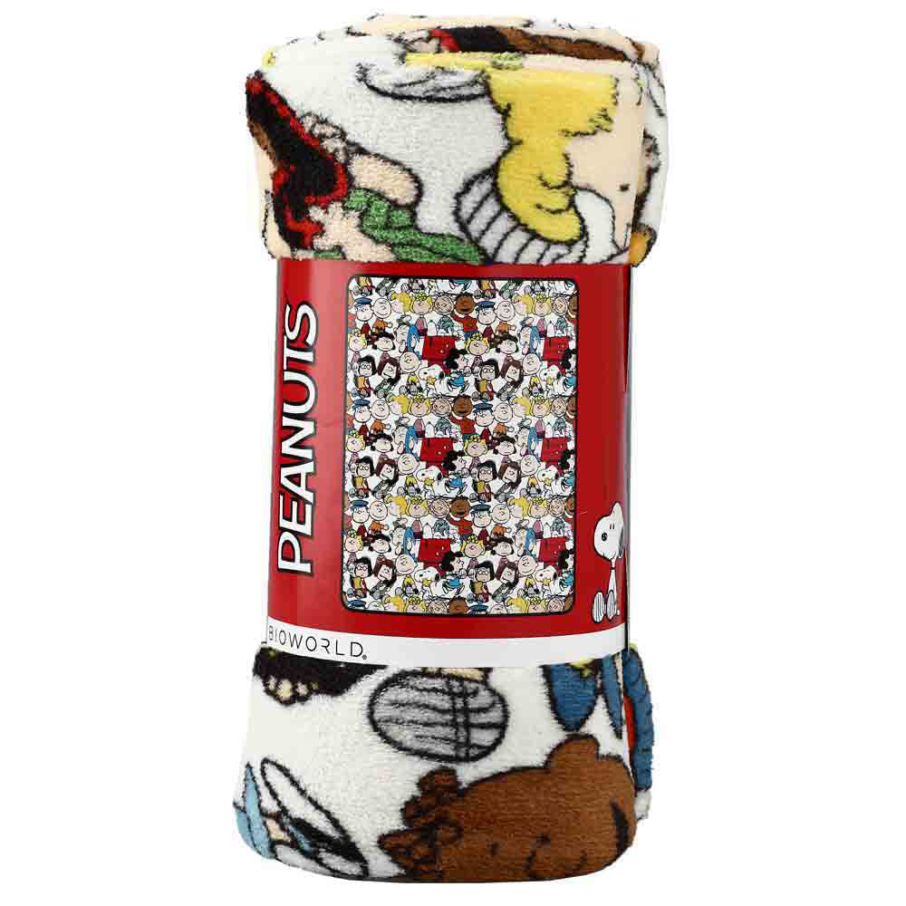 Bioworld Peanuts Group Digital Fleece Throw