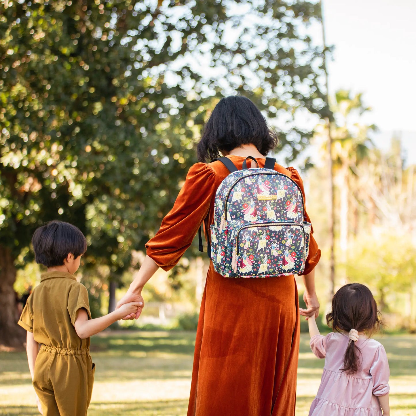Petunia Pickle Bottom District Backpack Disney Snow White's Enchanted Forest Diaper Bag