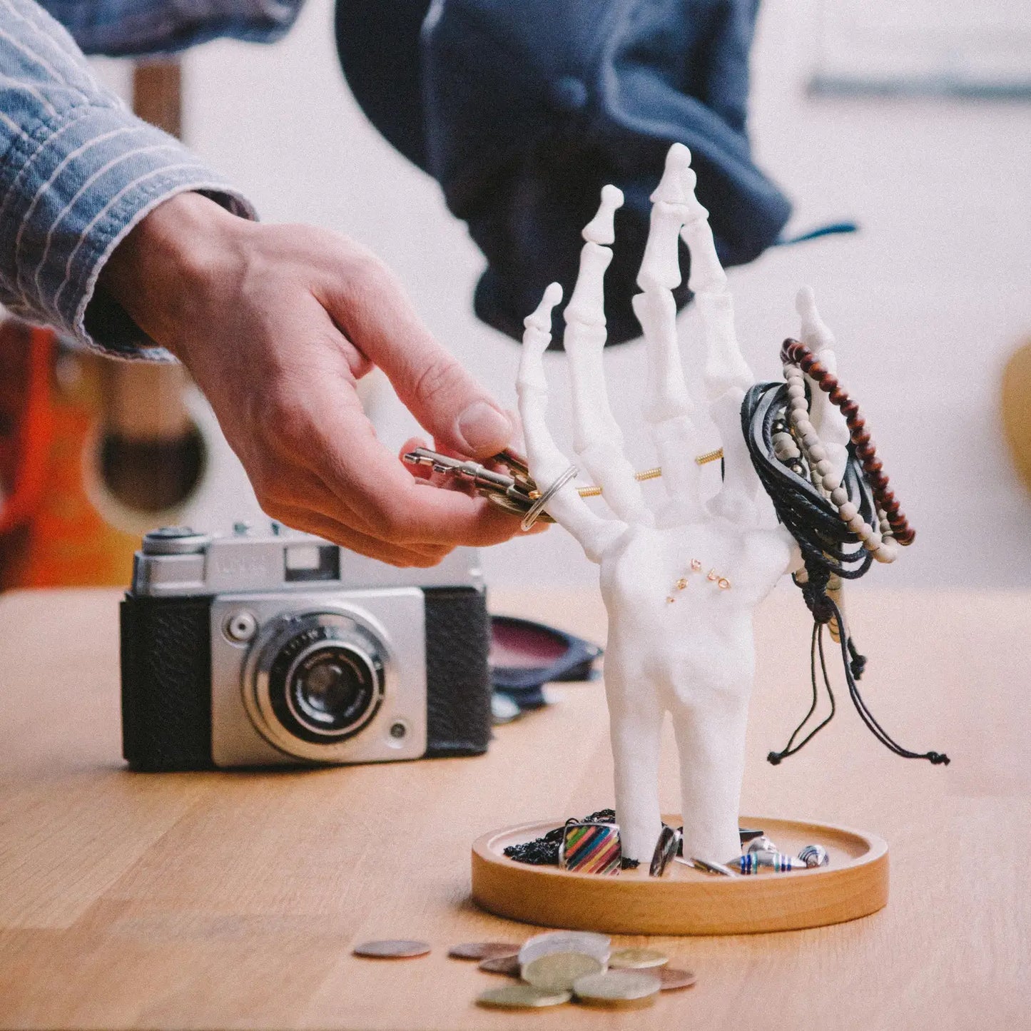 Suck US Skeleton Hand Jewelry Tidy